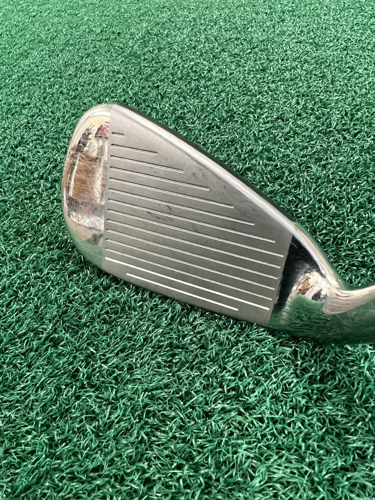 Cobra S2 6 Iron Right Hand Aldila DVS-2 Graphite Shaft 38" Winn Dri-Tac Grip MRH