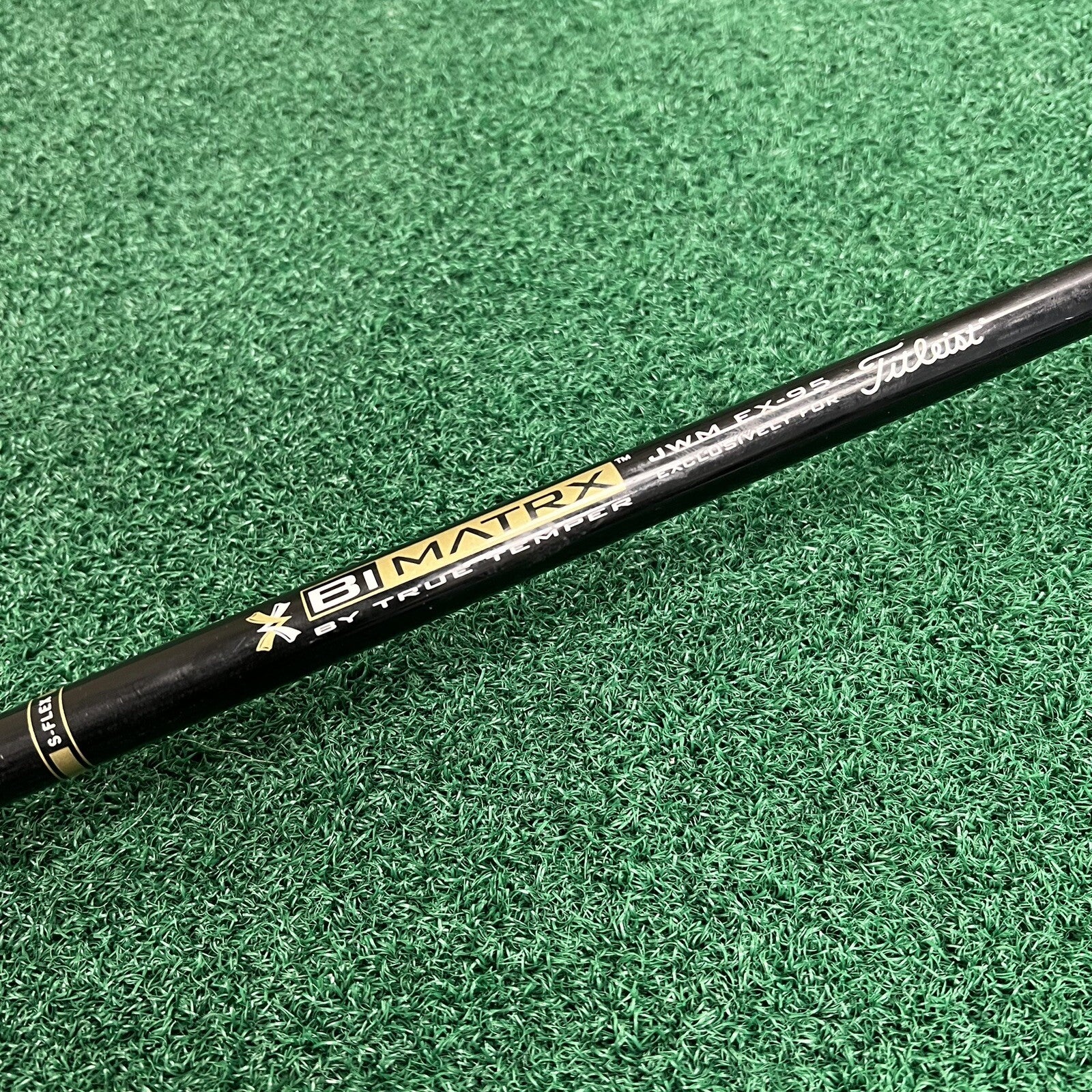 Titleist 975L-FE 8.5° Driver Men's Right Hand Stiff Flex Bi-Matrix EX-95 Shaft