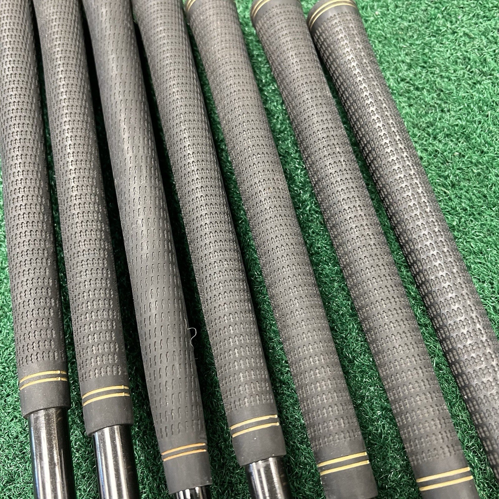 MacGregor Master Oversize Iron Set MRH 4-PW Regular Flex Graphite Shafts