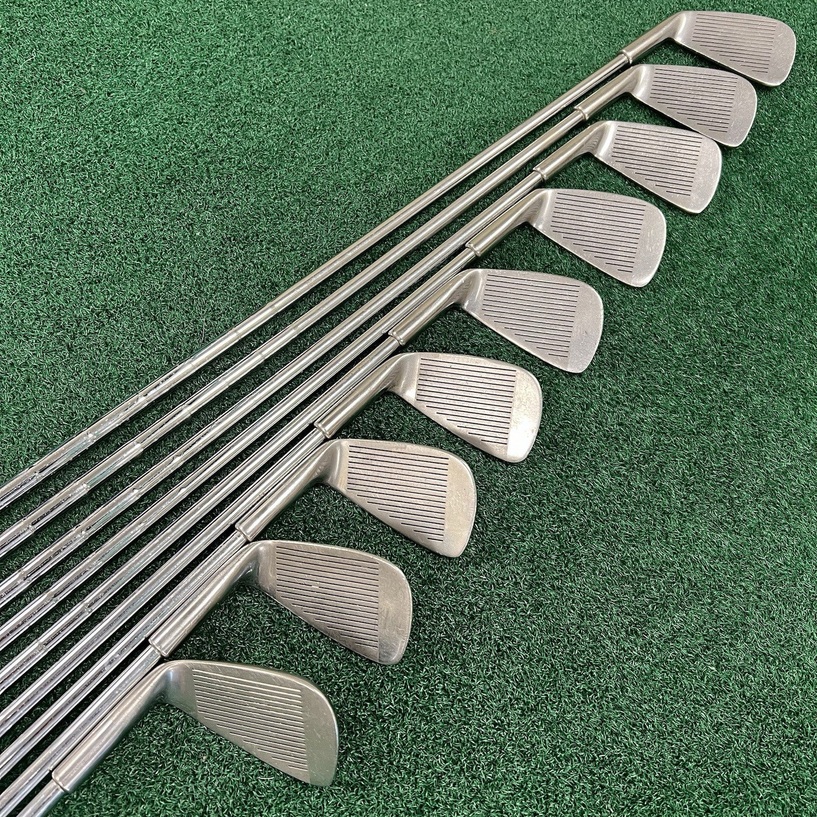 Macgregor Golden Bear Round Sole Iron Set 3-PW+SW Regular Flex Steel Right Hand