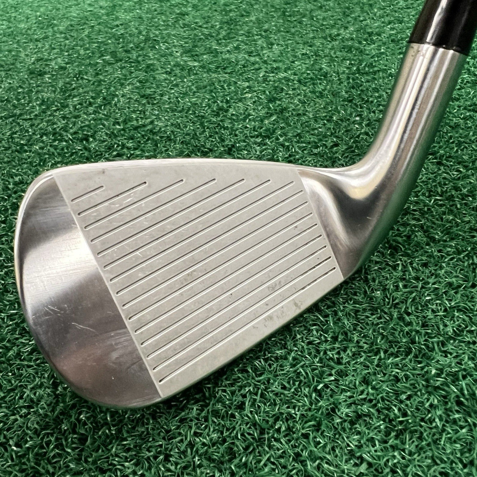 XXIO 12 X Single 7 Iron Right Handed Stiff Flex Graphite Shaft (Code 4334) Japan