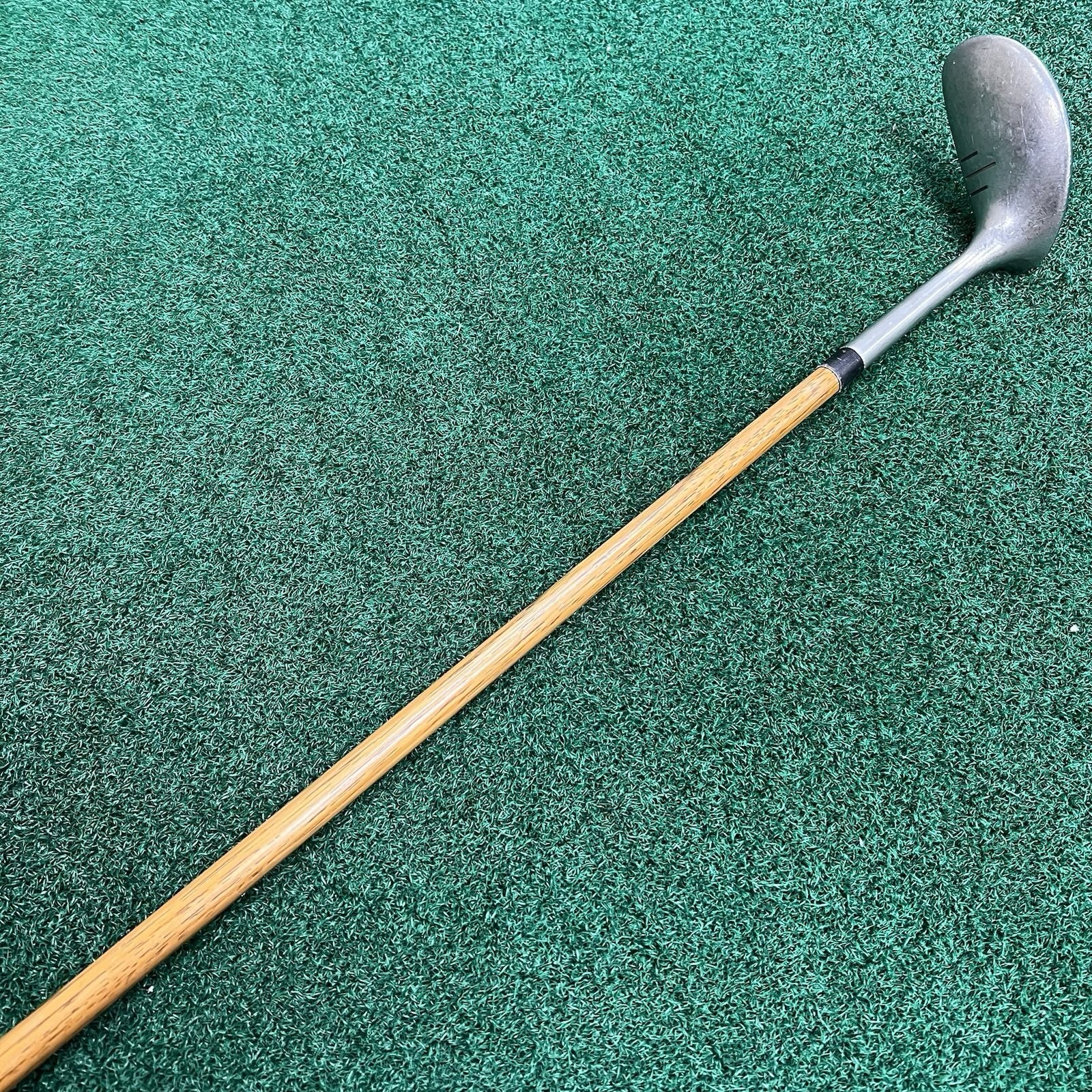 Callaway “The Purist” Tony Manzoni Hickory Stick Putter 33.5" Men's Right Hand
