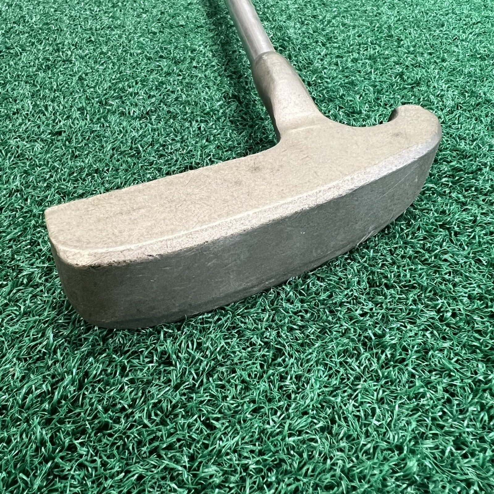 Lynx Right Angle #6 Putter Men's Right Hand Regular Flex Steel Shaft 35"