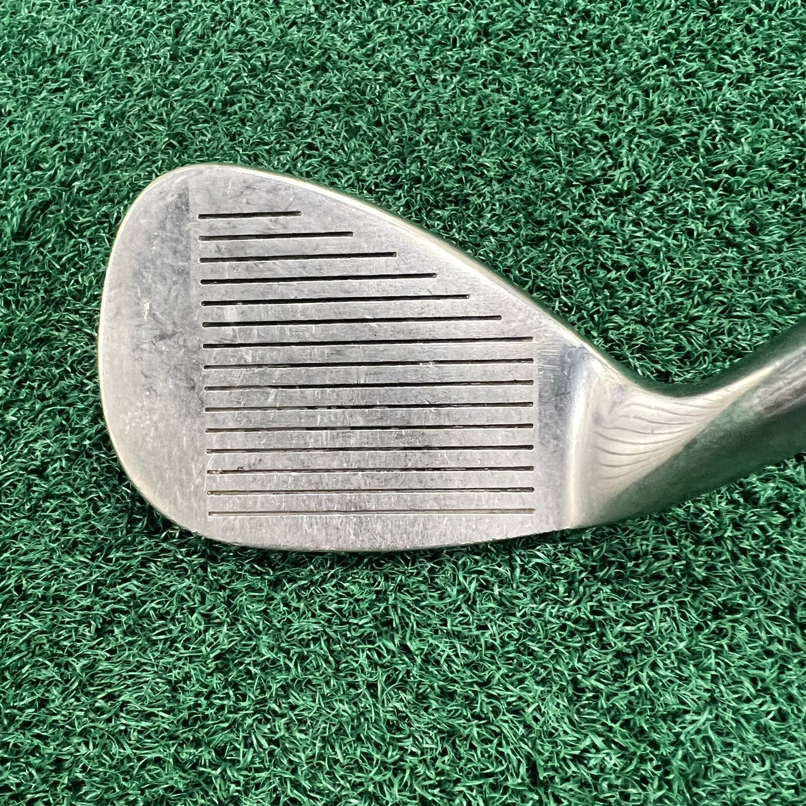 Warrior Custom Golf Clean Grooves 52° Gap Wedge MRH Wedge Flex Graphite Shaft