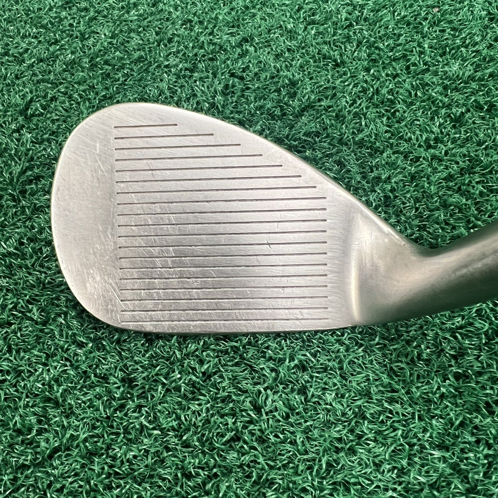 MacGregor VIP Tour T95-56 Steel Shaft 56° Wedge RH Dynamic Gold S300 35.5"