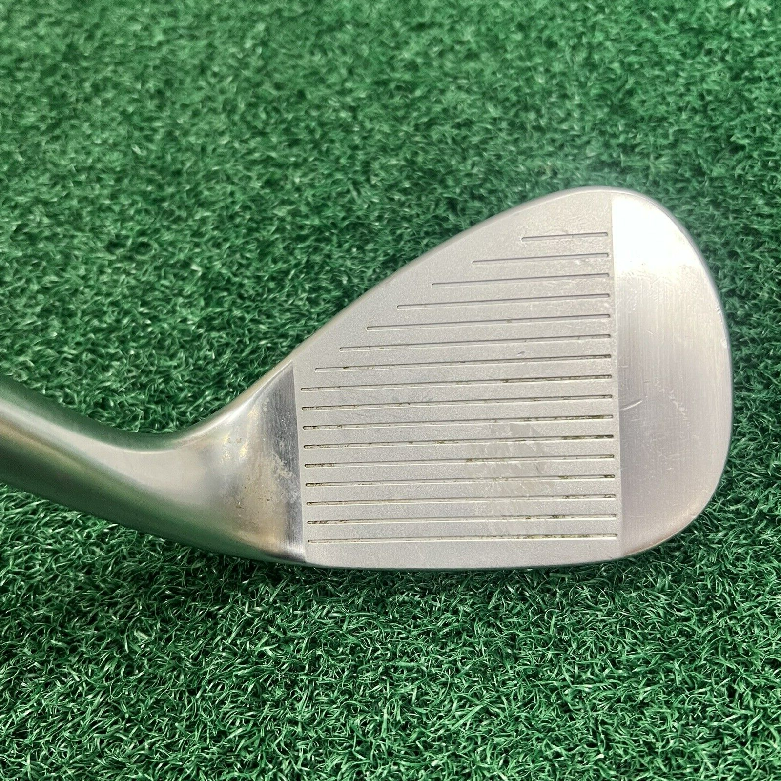 Taylormade Milled Grind MG Satin Sand Wedge 56° SB-12 Wedge Steel Shaft MRH