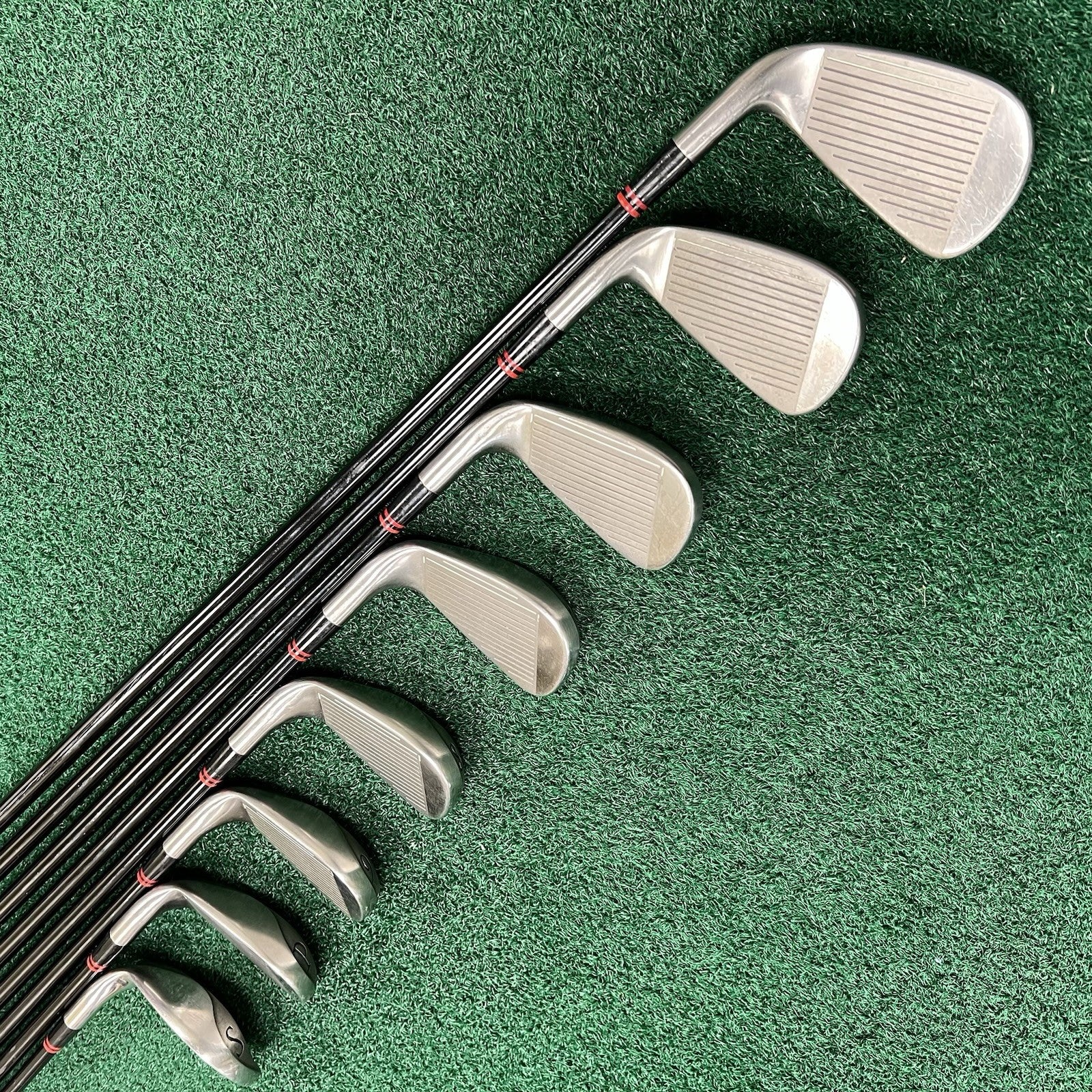 ORLIMAR Hip Steel Iron Set 4-PW+SW Men's Right Hand Regular Flex Graphite Shafts
