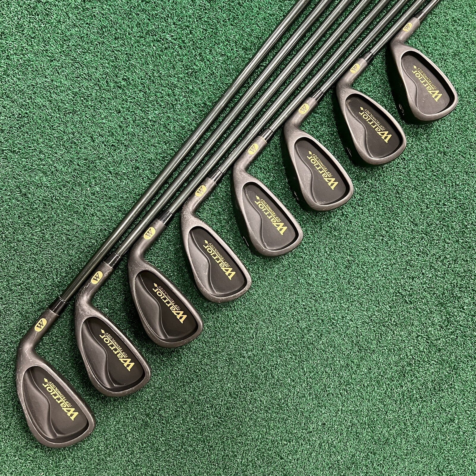 Warrior TCP Technology Black Gunmetal Iron Set 3-PW MRH Regular Flex Graphite