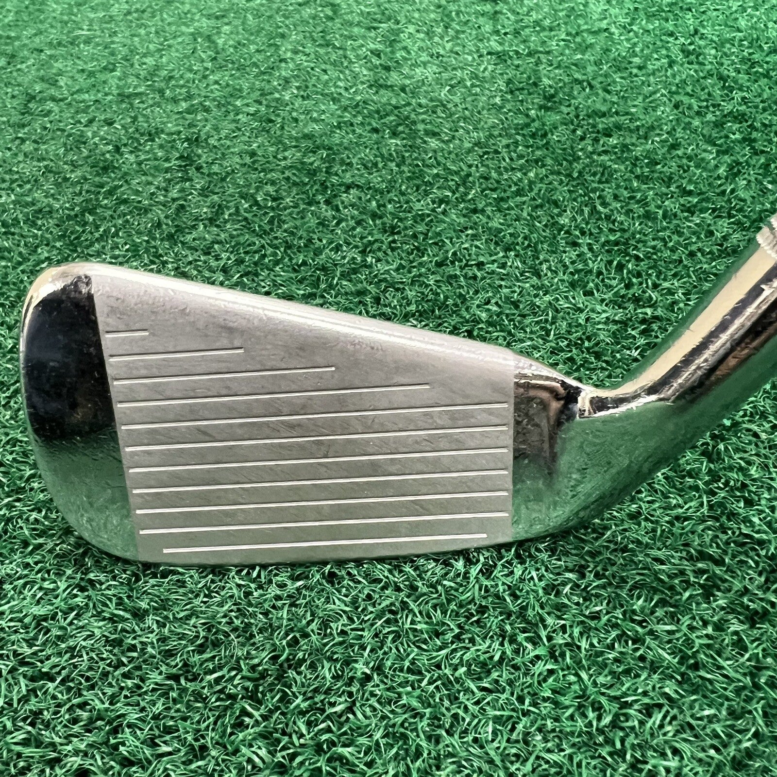 Wilson Staff Goose Neck Single 2 Iron Dyna-Step Black Flex Steel Shaft MRH