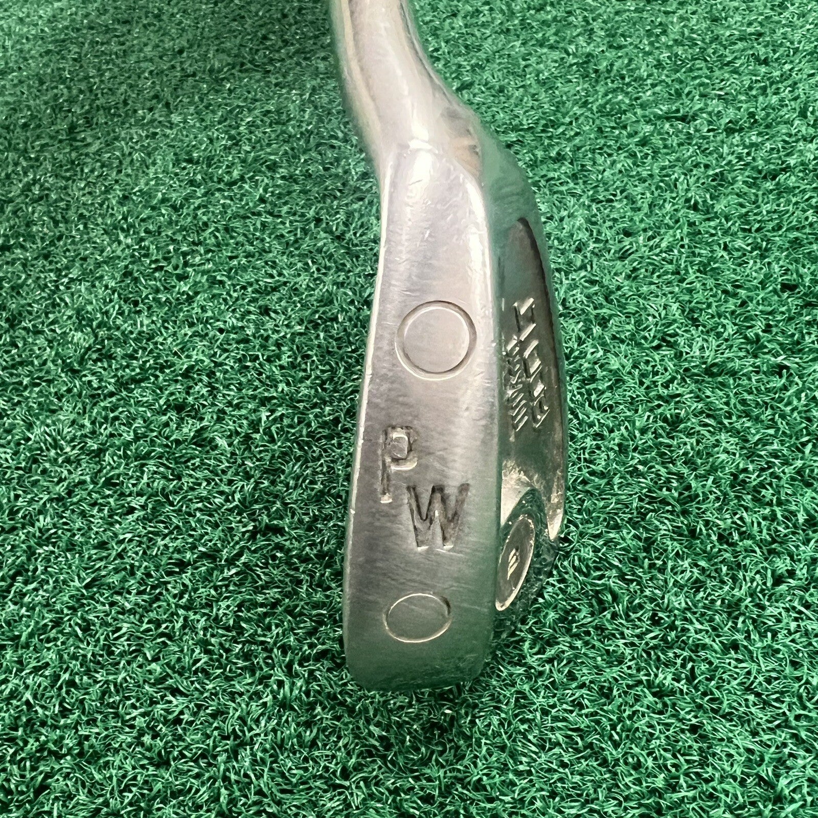 Wilson 1200 LT  Single PW Pitching Wedge Regular Flex Steel Right Hand 35.5"