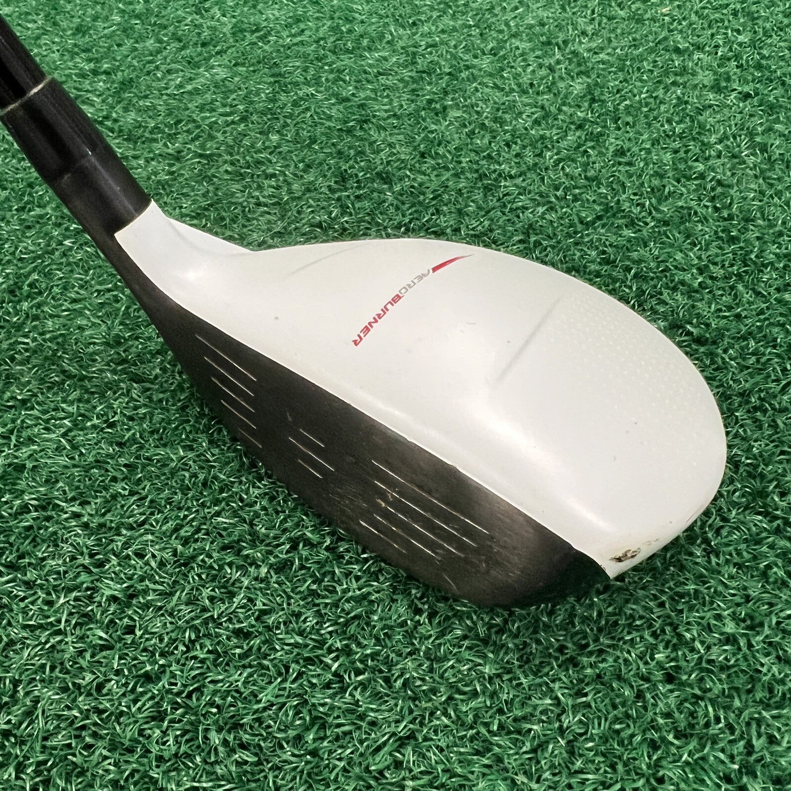 Left Handed TaylorMade Golf Aeroburner 3 Rescue Hybrid 19° Stiff Flex Graphite