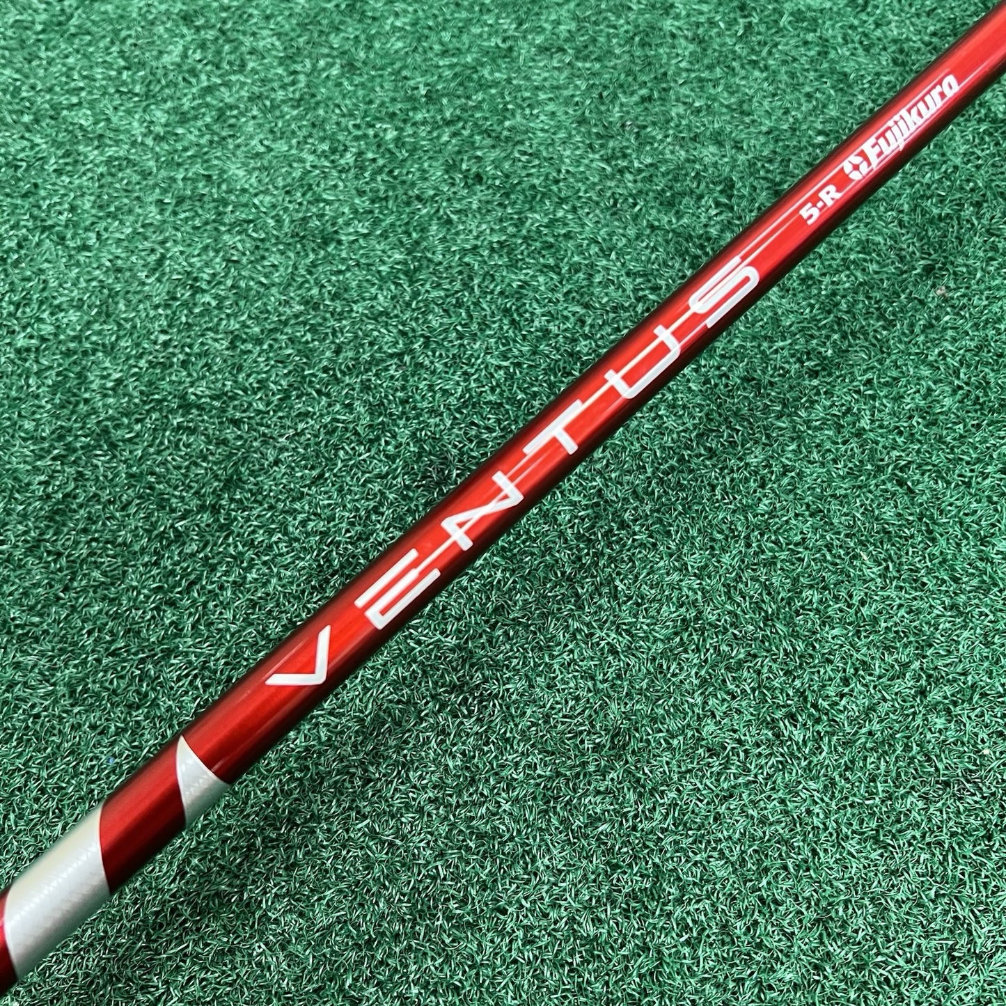 Tour Edge Golf Exotics E725 Driver 2025 MRH 9.0° Regular Flex Ventus Red 5R w/HC