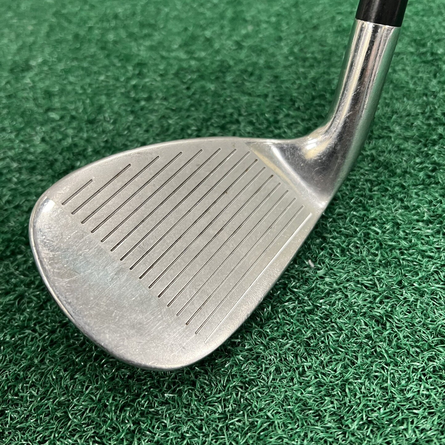 Tour Edge Exotics E8 Sand Wedge Regular Flex Graphite Shaft Men's Right Hand