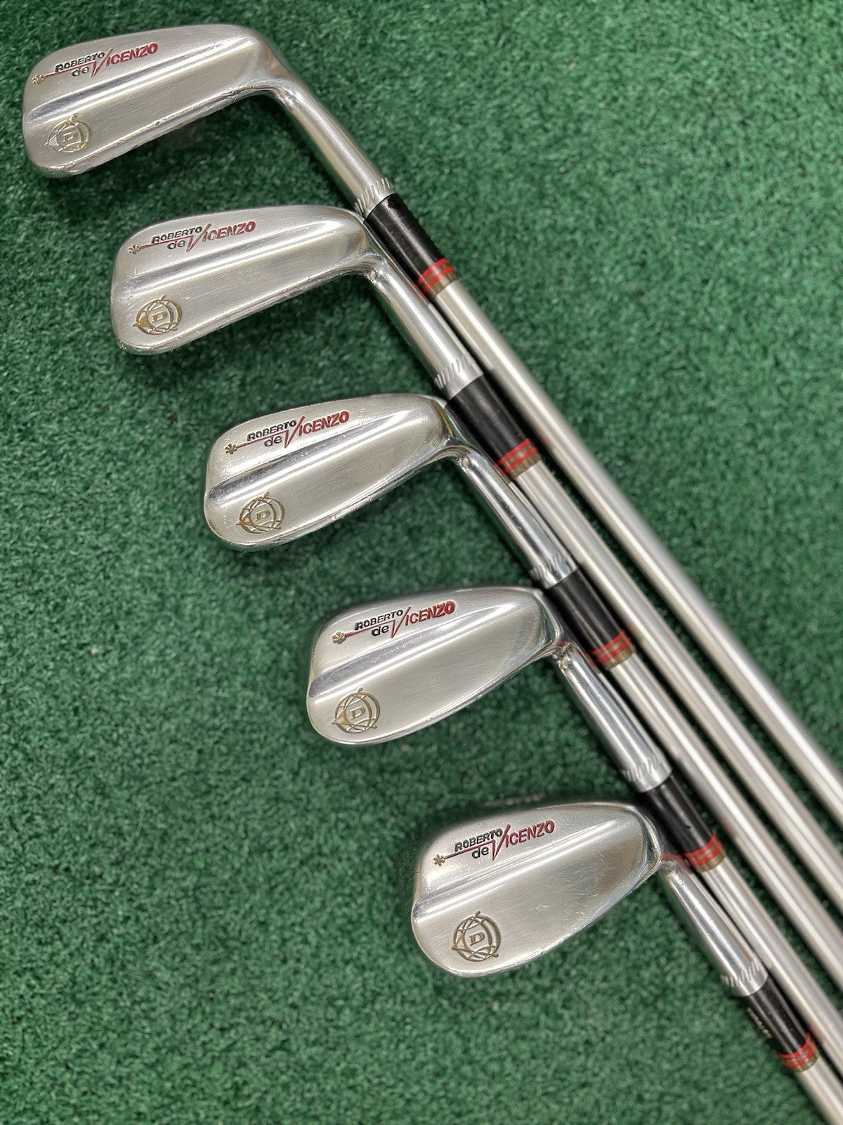 Roberto Di Vicenzo's Dunlop Demo Salesman Iron Set Right Hand 6-PW Aluminum Reg.