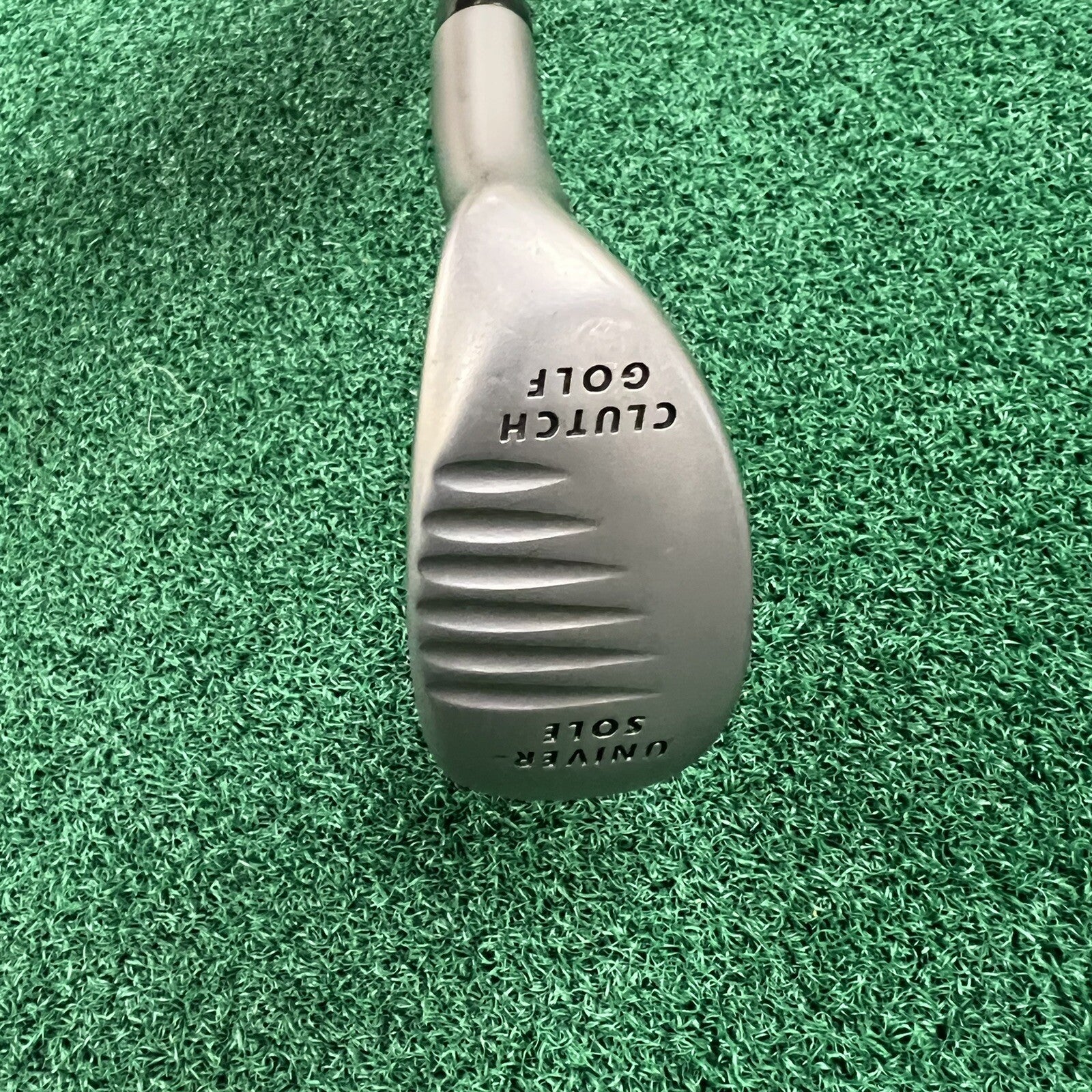 The Clutch Iron Univer-SOLE Performance Under Pressure Golf Club MRH 36.5" Steel