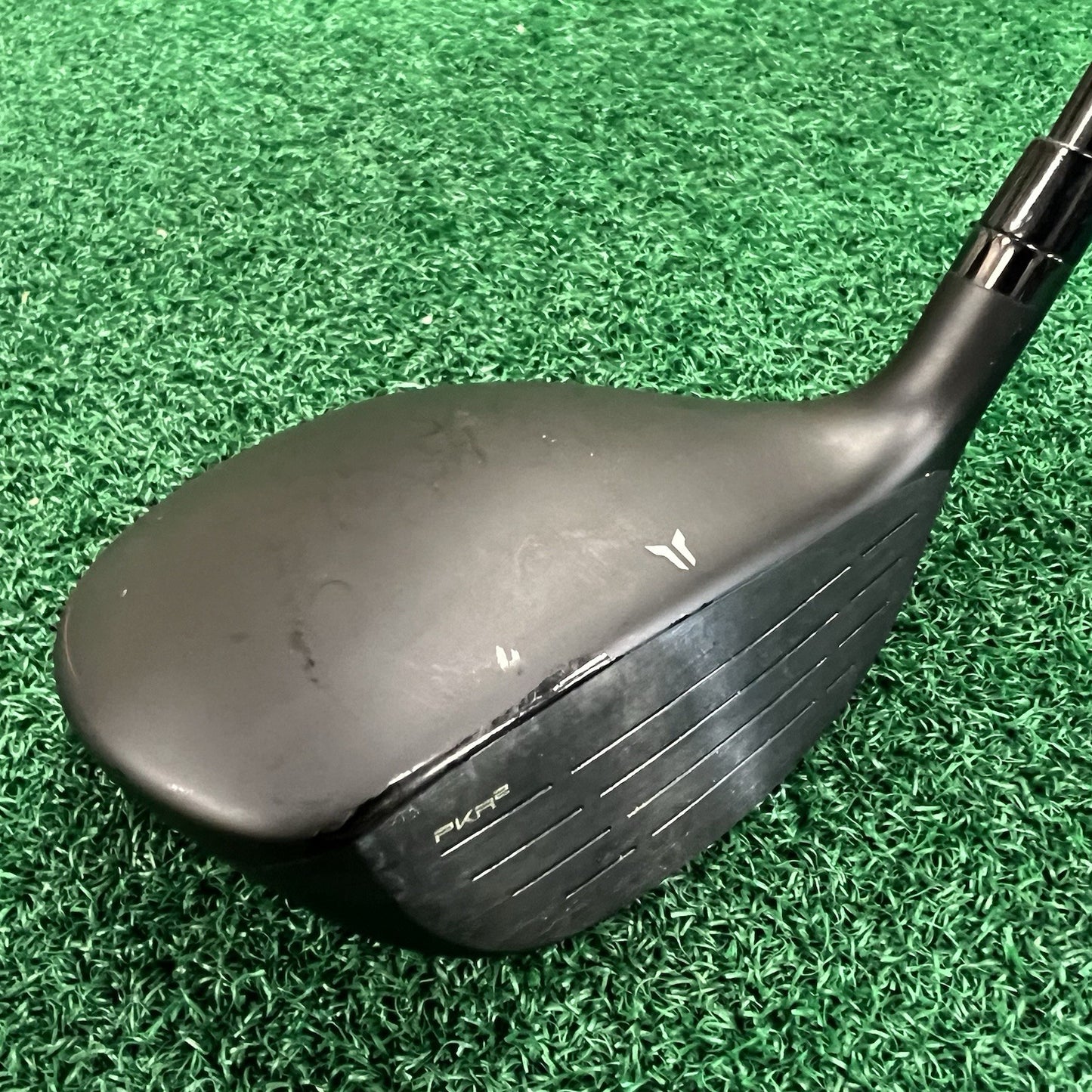 Wilson Staff Dynapower 5 Wood 18° MRH Regular Flex HZRDOUS Graphite 5.5 w/HC