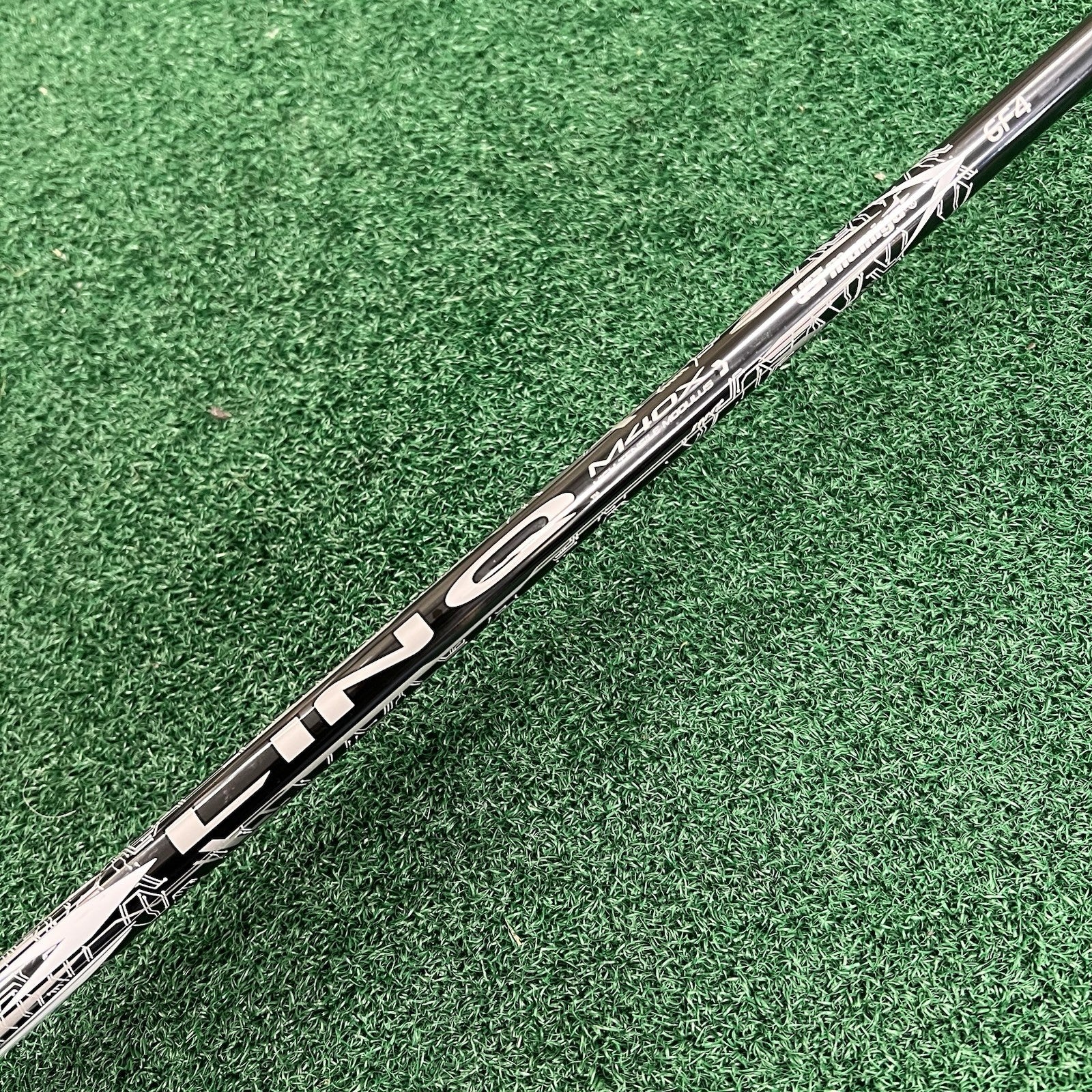 Cobra DARKSPEED LS 8° Driver MRH Stiff Flex LINQ M40X F4 Stiff Flex Graphite