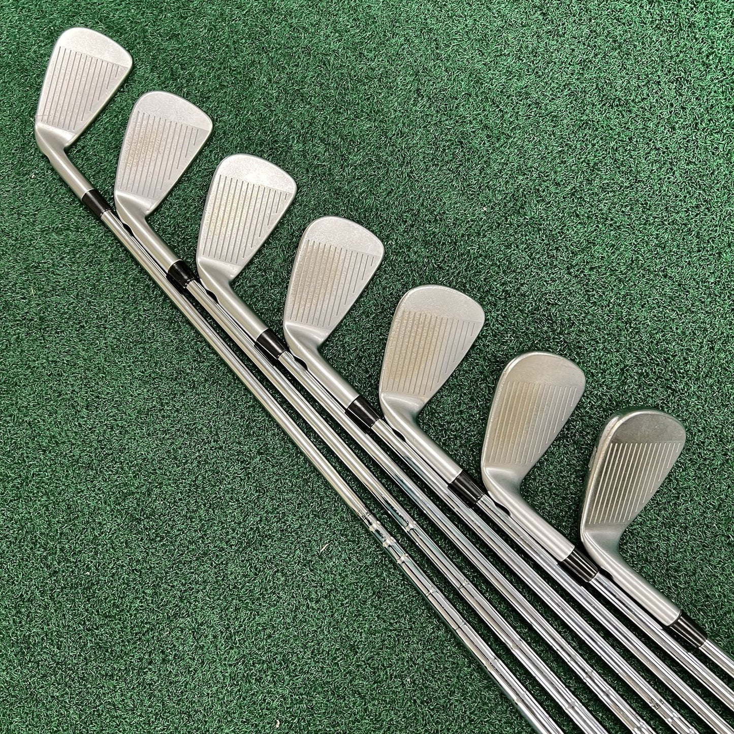 PING iBlade Black Dot Iron Set 4-PW Men's Right Hand Regular Flex Steel Shafts