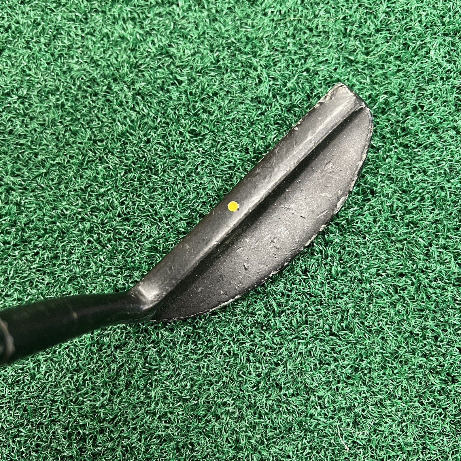 Vintage Black Slotline Heel Shafted Right Handed Putter Blade 36" MRH