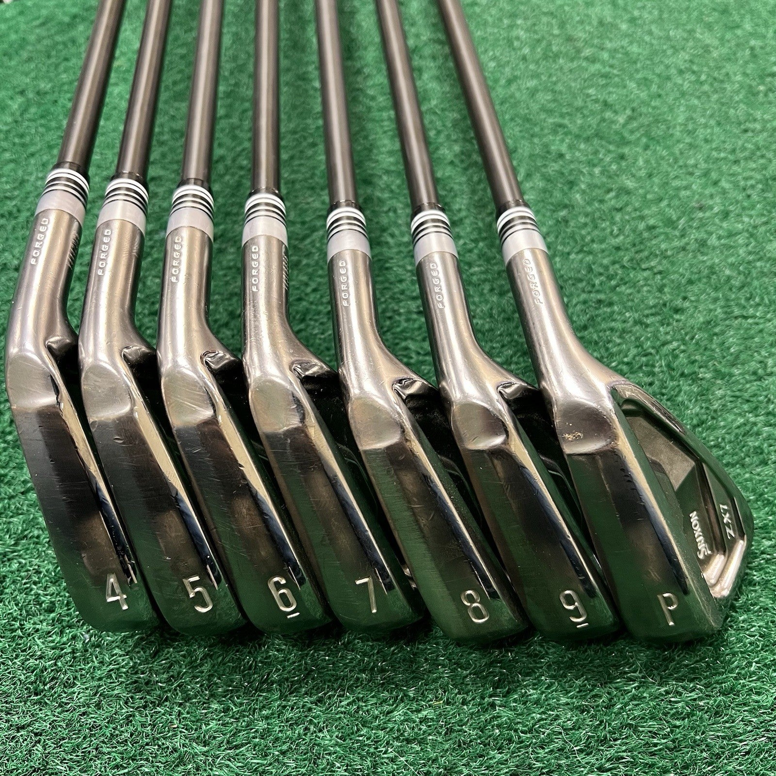 Srixon ZX7 MKII Gunmetal Black Iron Set 4-PW MRH Stiff Flex KBS Tour Black Steel