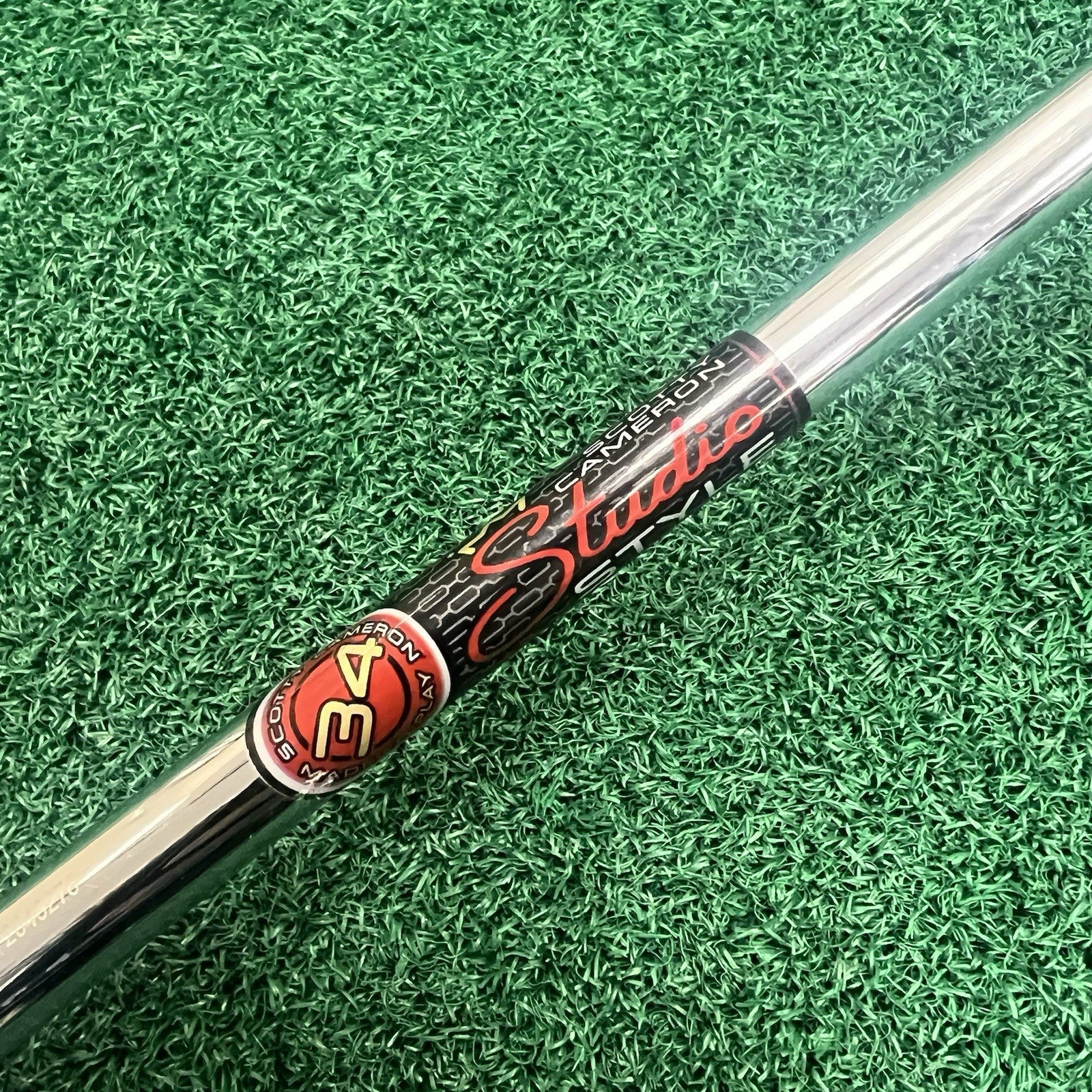 2025 Titleist Scotty Cameron Studio Style Newport + Putter MRH 34" Steel w/HC