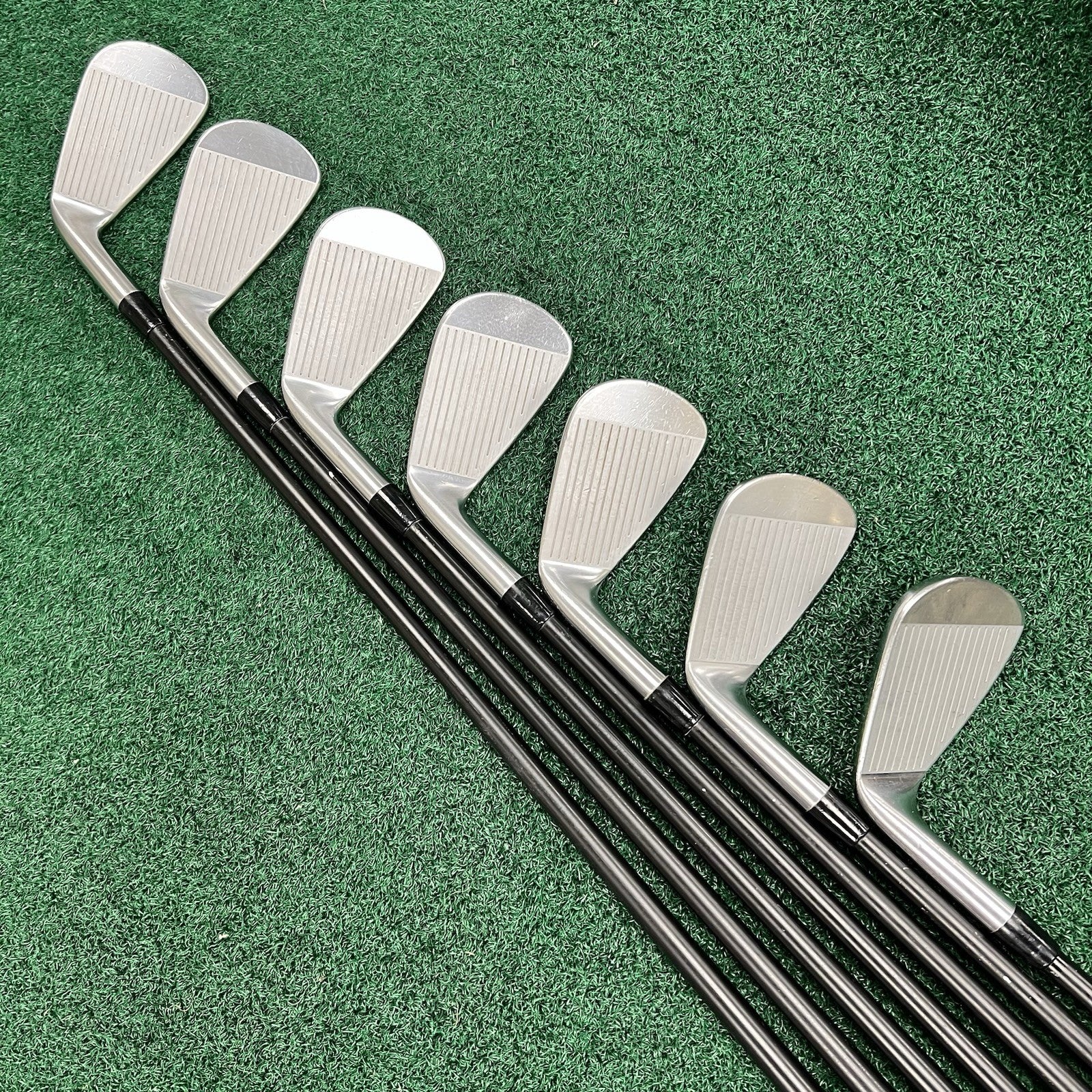 Srixon Z785 Iron Set 4-PW Men's Right Hand KBS Tour Stiff Flex Black Steel Shaft