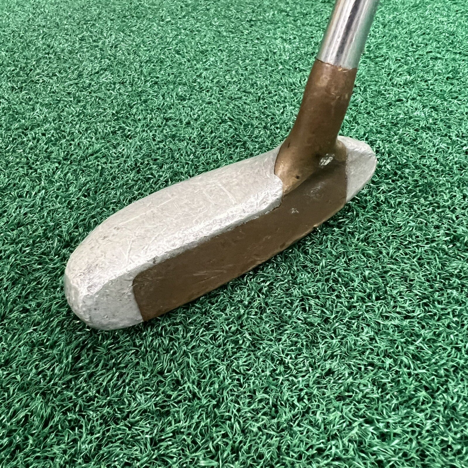 Acushnet Bullseye ML-XM6S Brass Mallet Putter Vintage USA Made MRH 36.5" Length