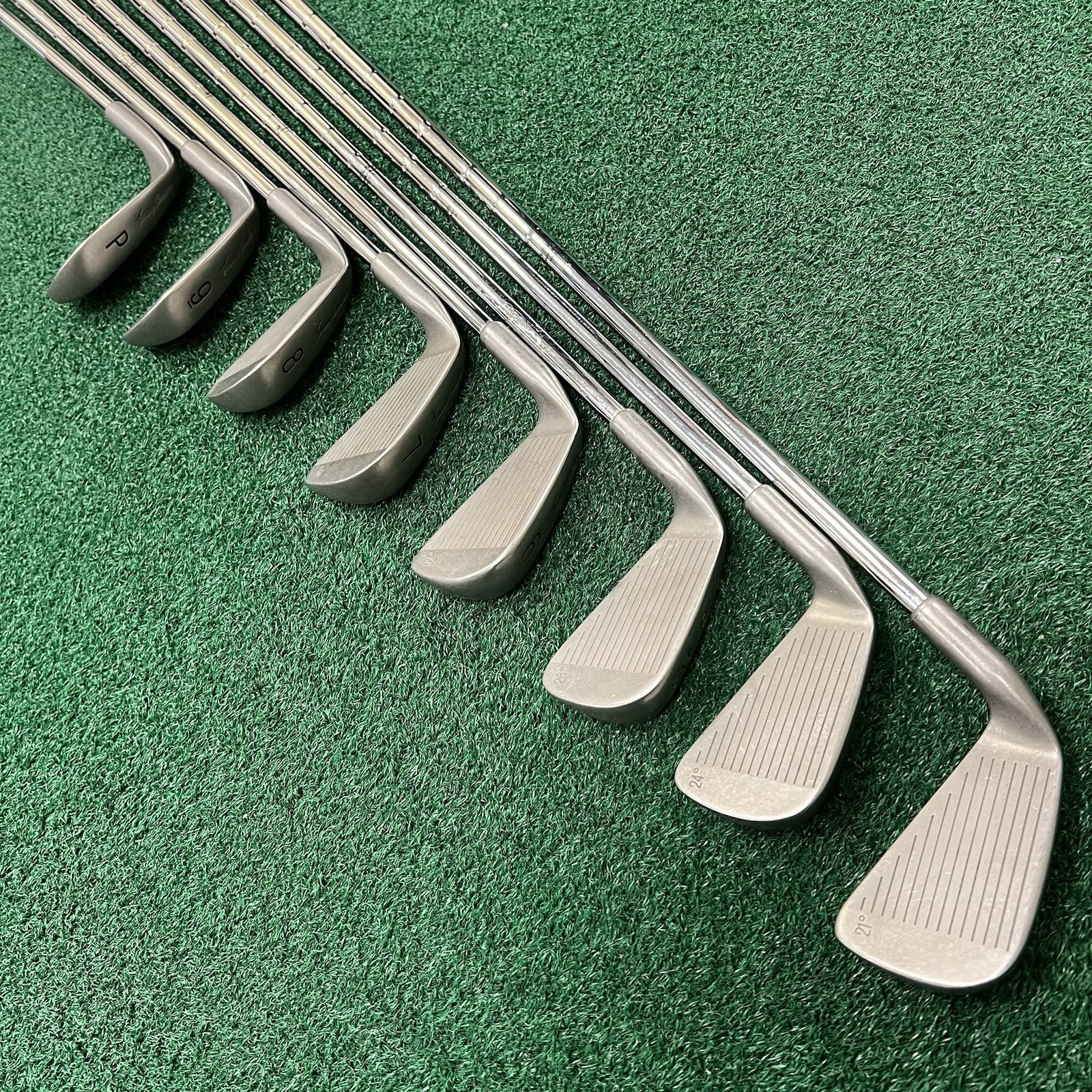 Tommy Armour 845s Silver Scot Iron Set 3-PW Regular Flex Steel Shafts Right Hand