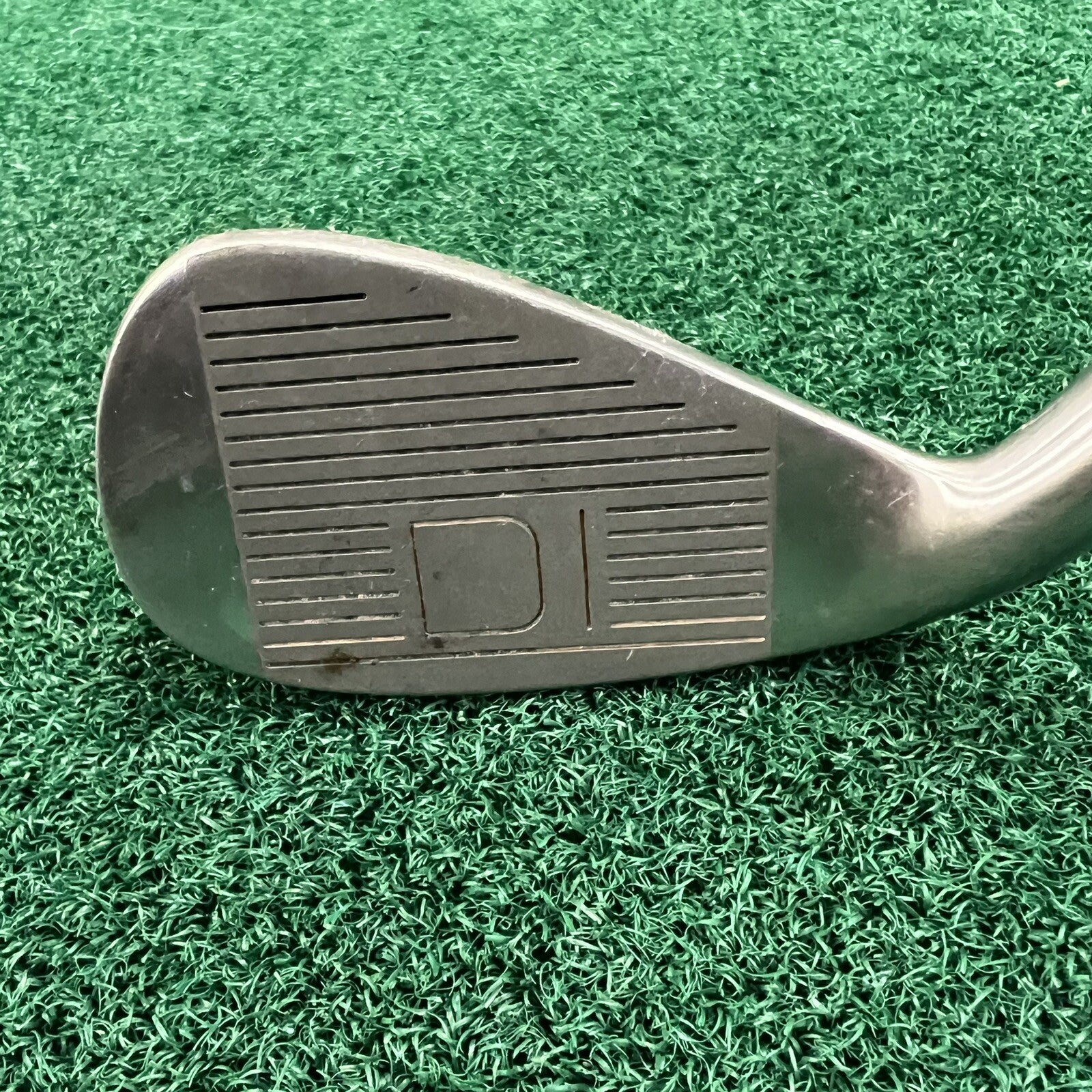 Knight Approach Oversize Driving 1 Iron Graphite Regular Flex 40" Right Handed
