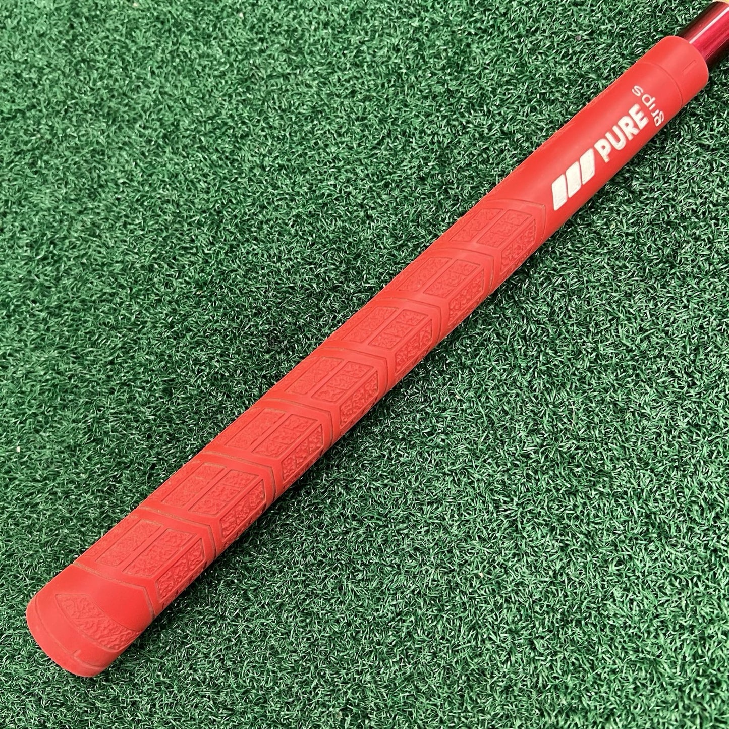 Tour Edge Exotics E8 18° 5 Fairway Wood Regular Flex Graphite Shaft. Right Hand
