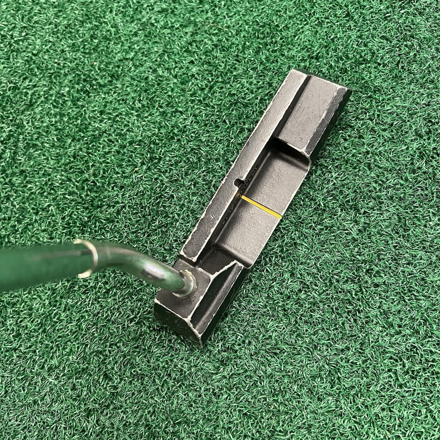 Slotline Classic Black BT01 Blade Bore-Through Putter MRH Steel Shaft 36"