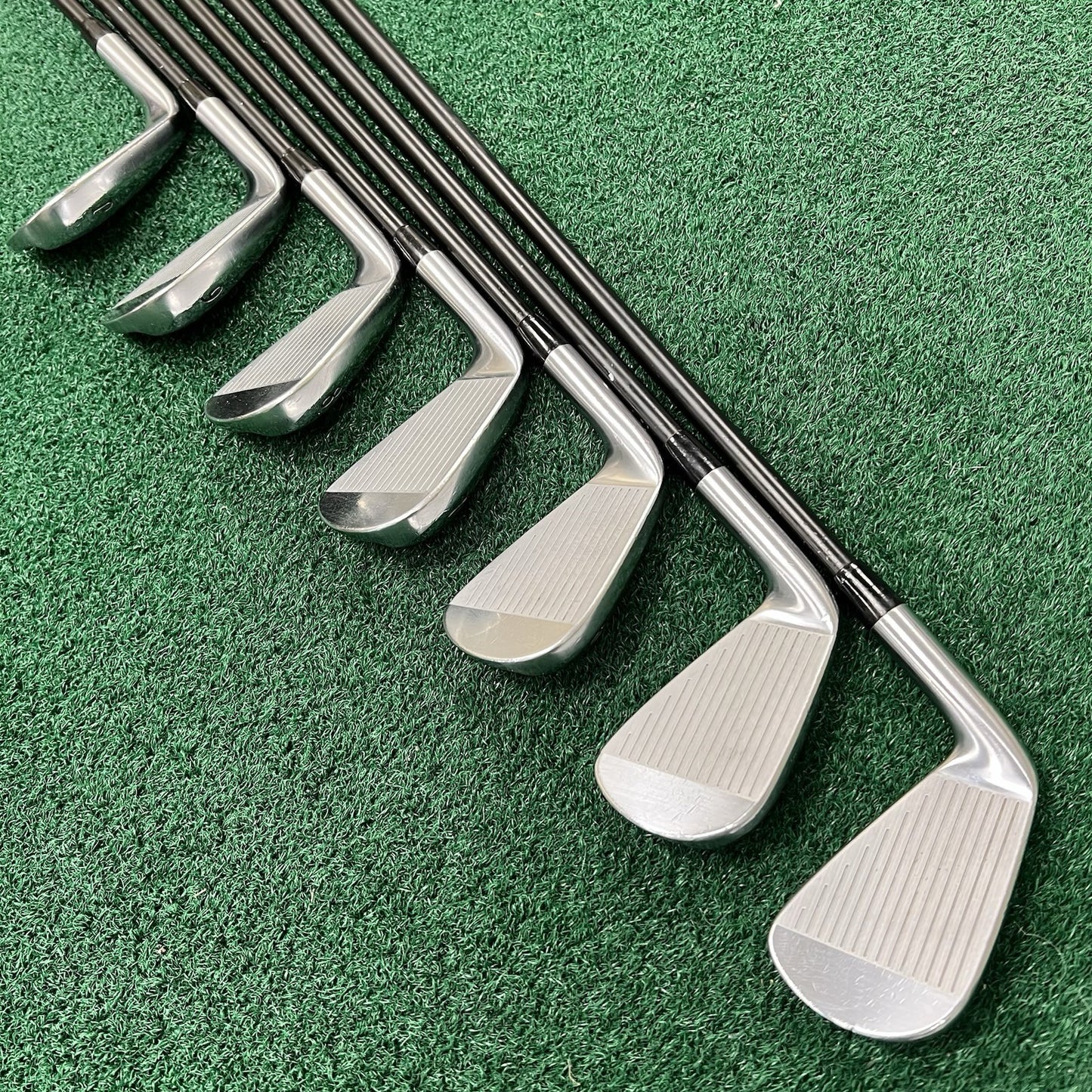 Srixon Z785 Iron Set 4-PW Men's Right Hand KBS Tour Stiff Flex Black Steel Shaft