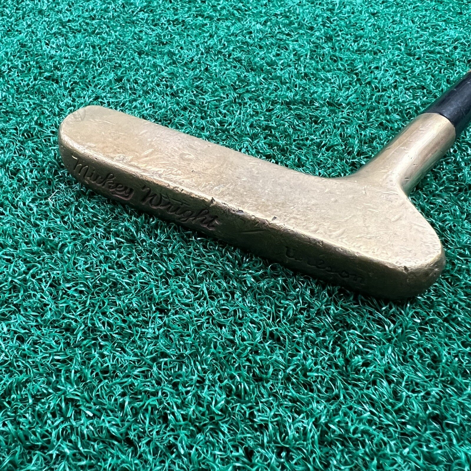 Vintage Wilson Mickey Wright MRH Stainless Steel Putter Golf Club 35"