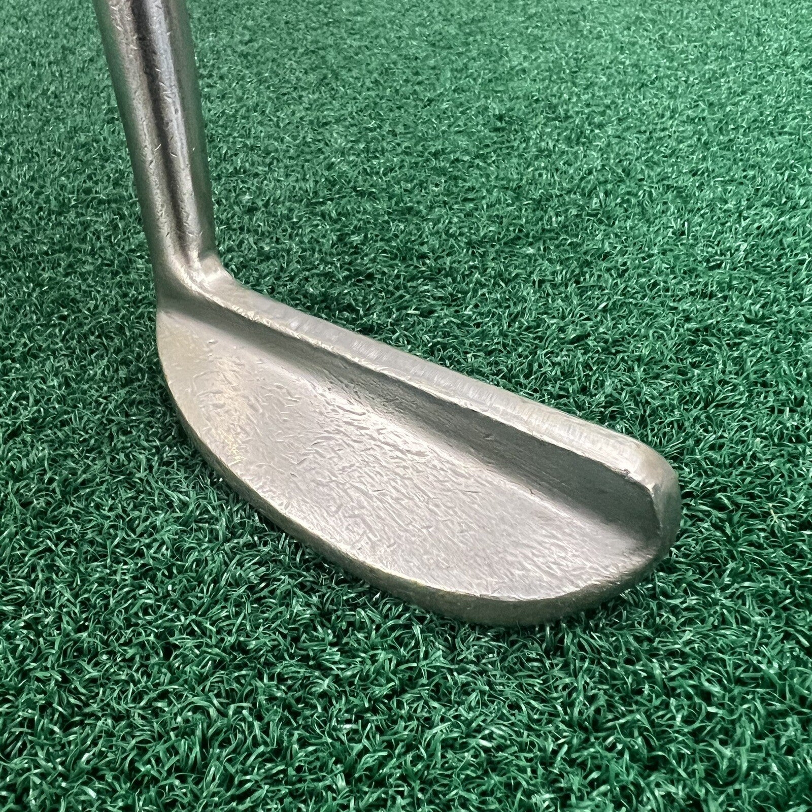 Palm Springs "New Yorker"  8802 Style Heel-Shafted Putter MRH