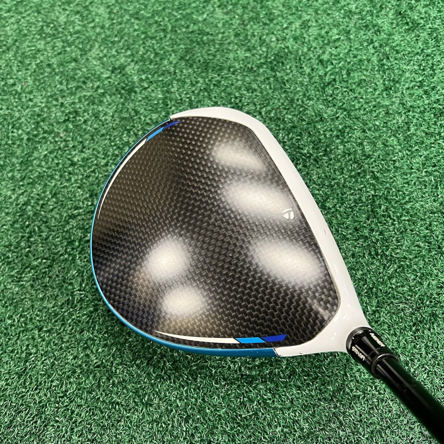Taylormade Left Handed SIM2 9° Driver Stiff Flex Kai'Li 60g Graphite Shaft w/HC