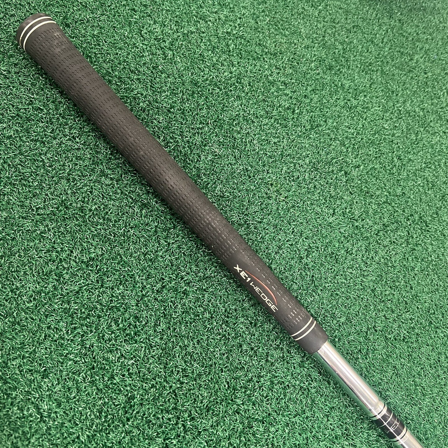 XE1 65° Wedge Lob Wedge LW Men's Right Hand Regular Flex Steel Shaft 35.5"