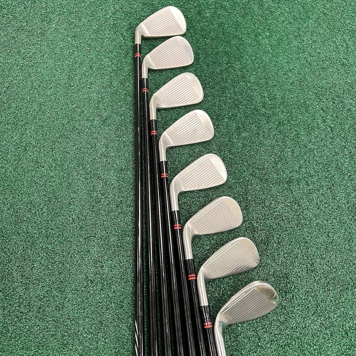 ORLIMAR Hip Steel Iron Set 4-PW+SW Men's Right Hand Regular Flex Graphite Shafts
