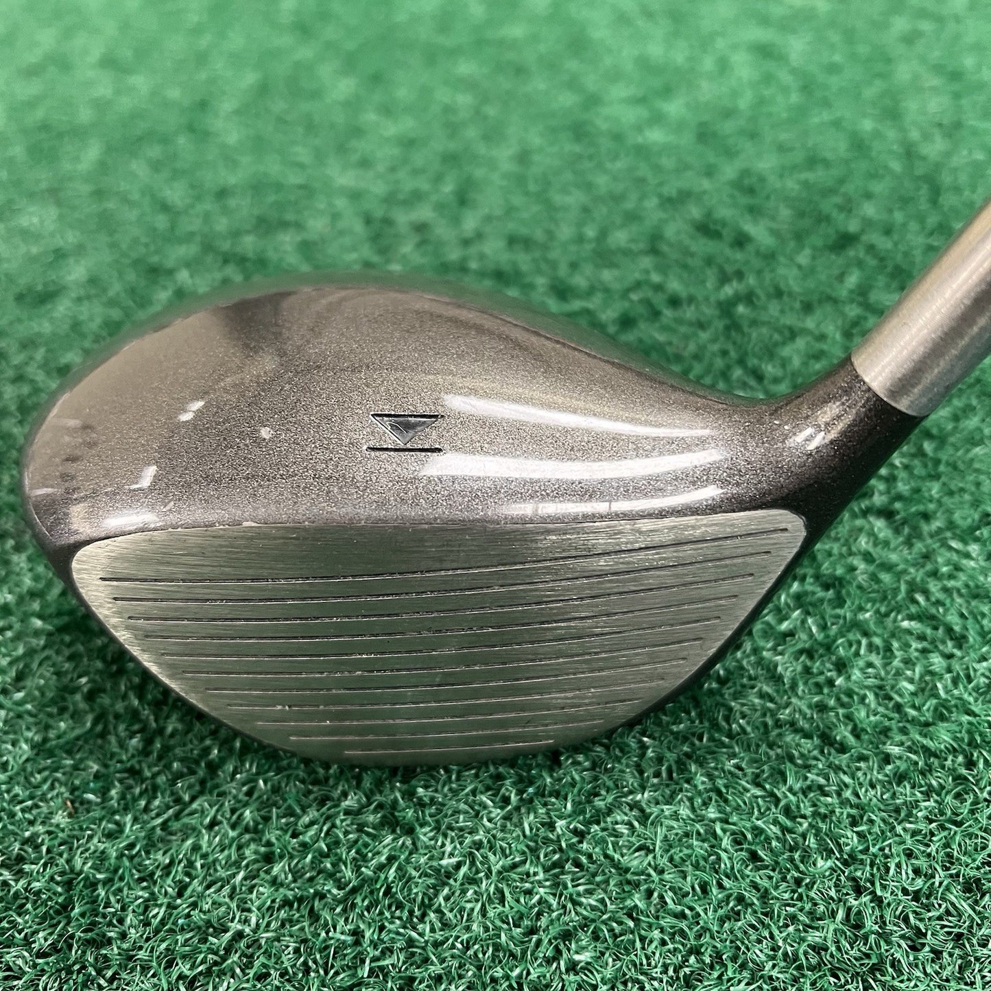 Titleist 975D Titanium Driver 8.5° Grafalloy ProLite Stiff Flex Right Hand