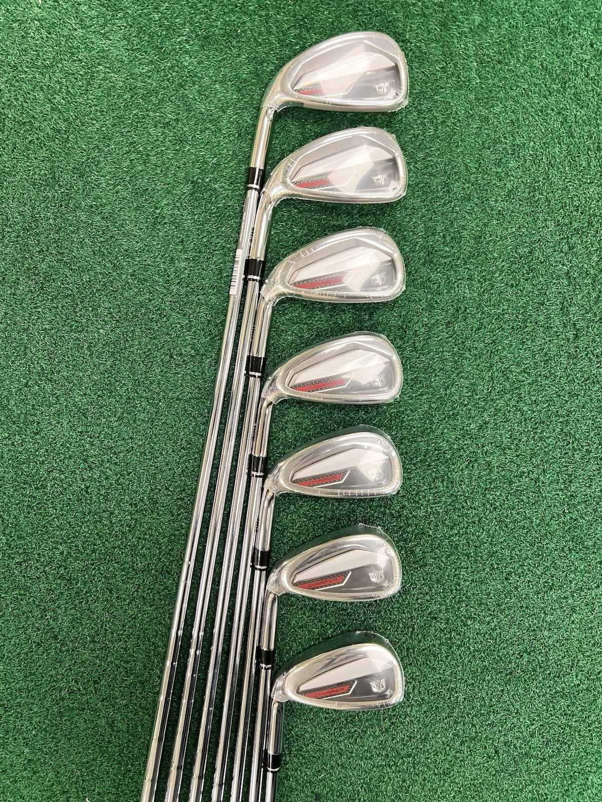NEW Wilson Staff Dynapower Iron Set LEFT HAND 5-PW+GW KBS MAX Steel Regular Flex