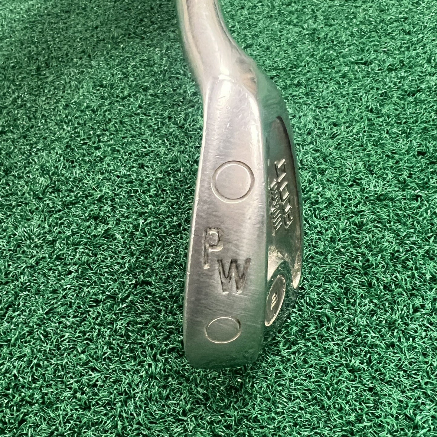 Wilson 1200 LT  Single PW Pitching Wedge Regular Flex Steel Right Hand 35.5"