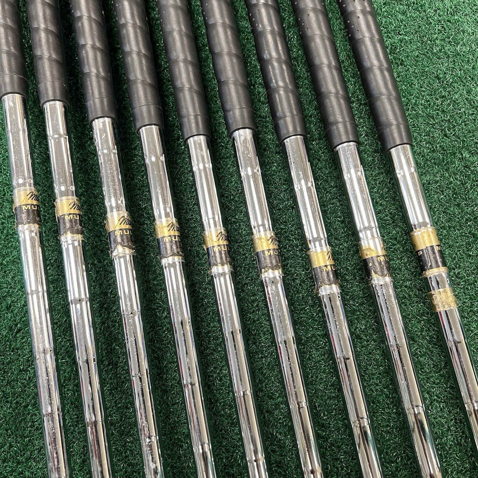 Macgregor Golden Bear Round Sole Iron Set 3-PW+SW Regular Flex Steel Right Hand
