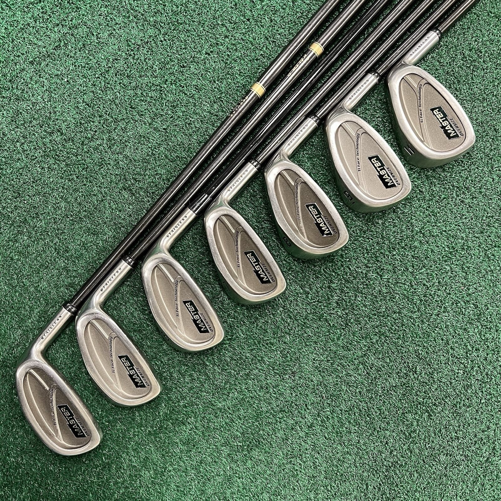 MacGregor Master Oversize Iron Set MRH 4-PW Regular Flex Graphite Shafts