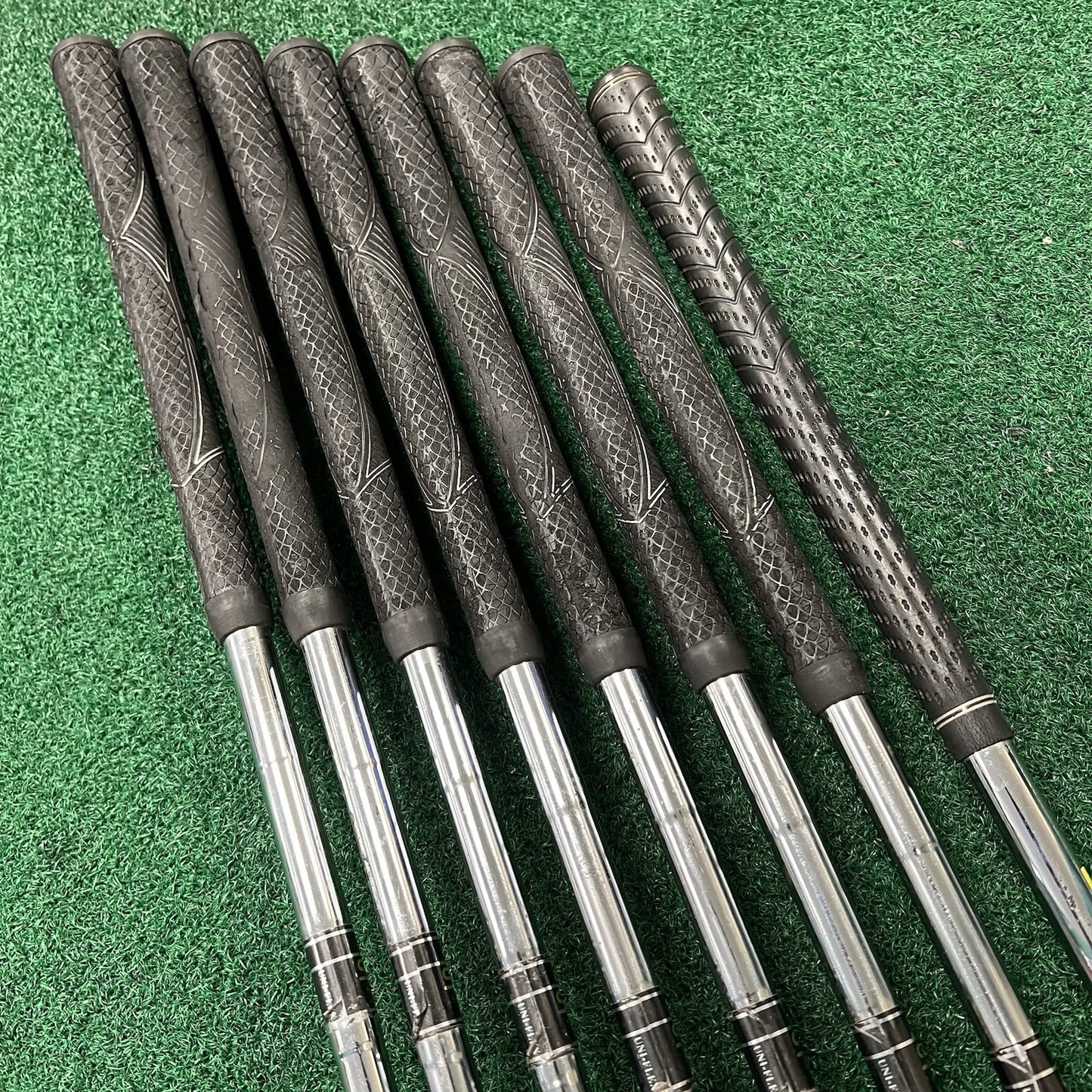 Tour Edge SP1 Oversize Beginner Iron Set Right Hand Uniflex Steel Shafts