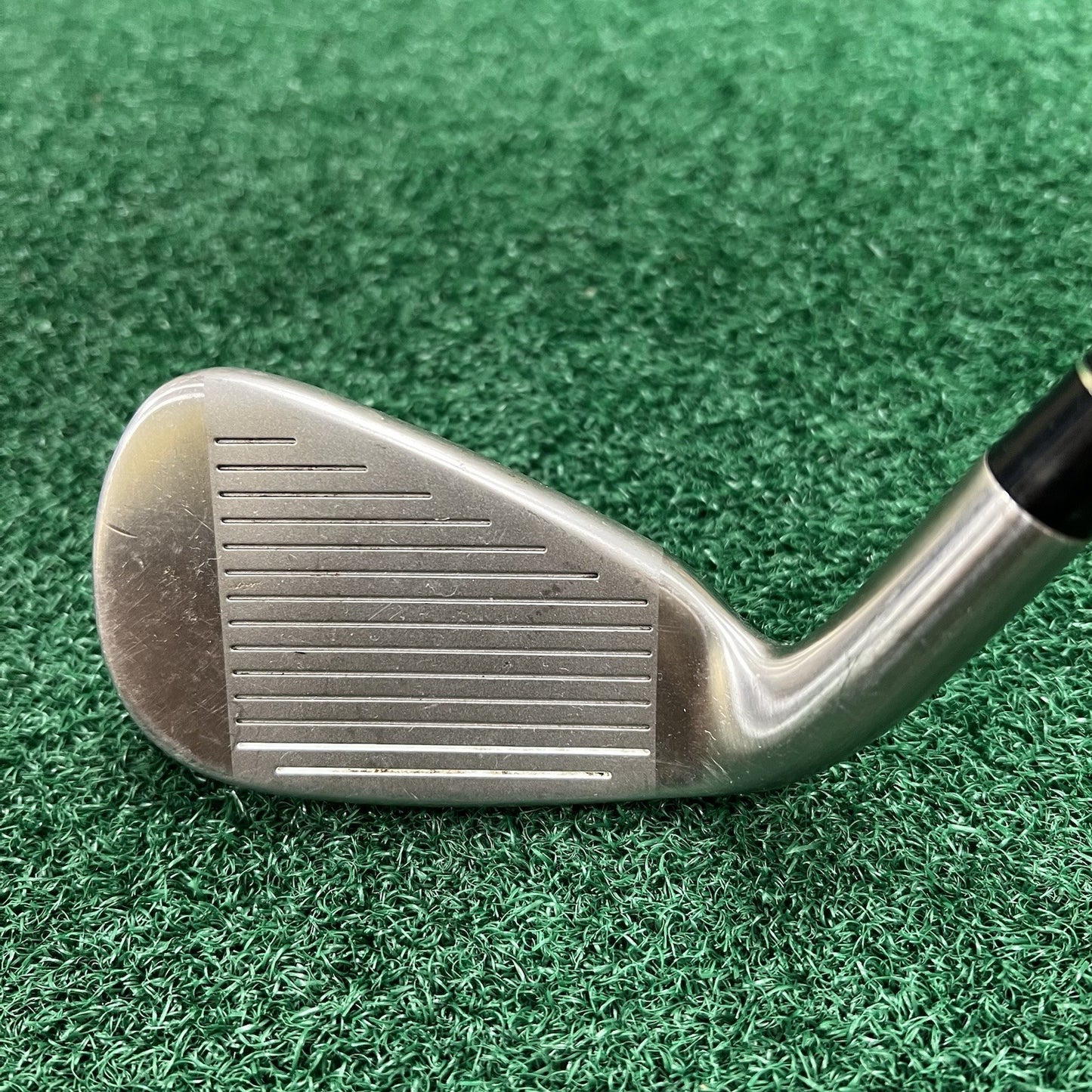 TaylorMade r7 Draw 6 Iron RH TaylorMade REAX r7 55 Stiff Graphite Shaft 37.5"