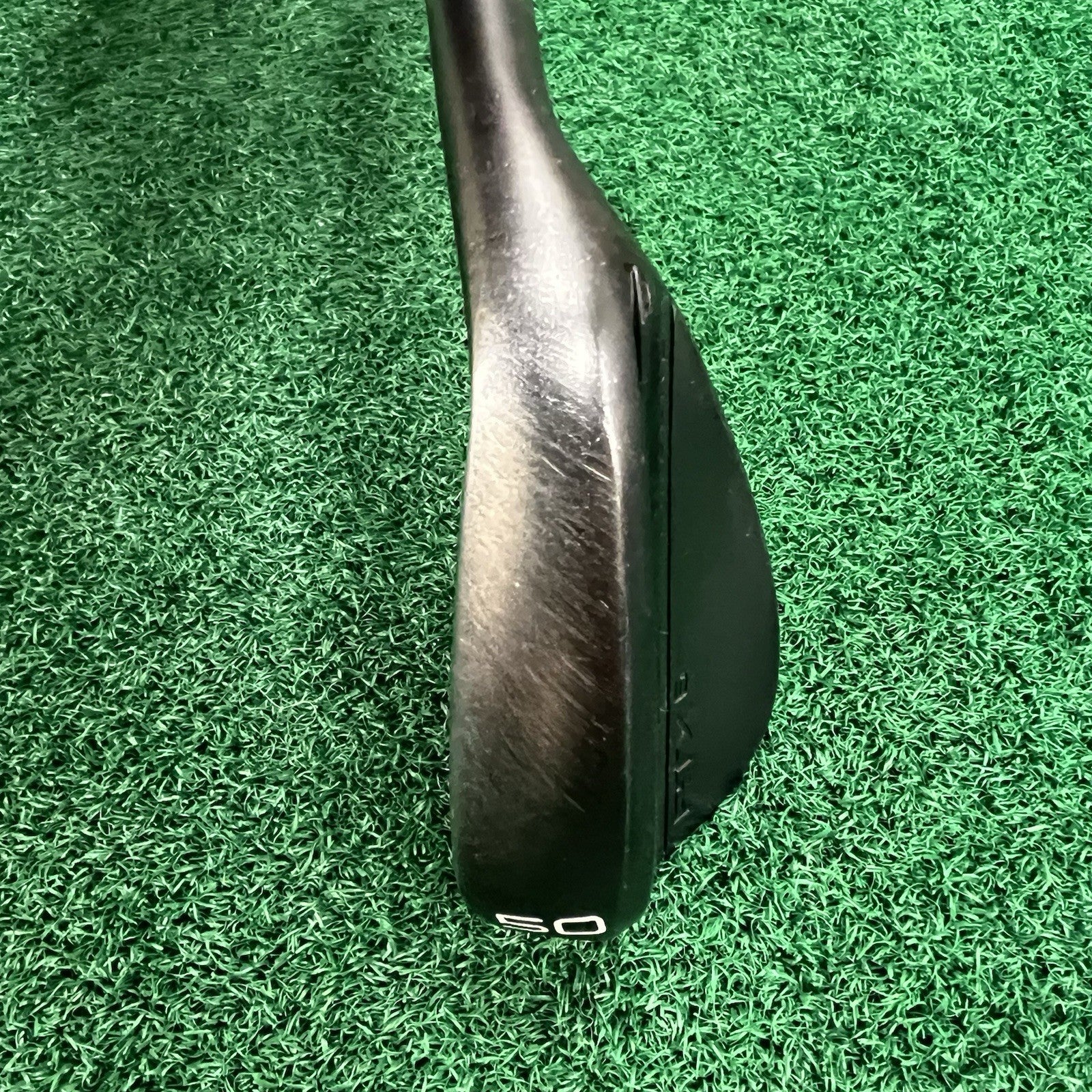 Cleveland RTX 6 ZipCore Black Satin Wedge Gap GW 50° Steel Wedge Flex RH 35.75in