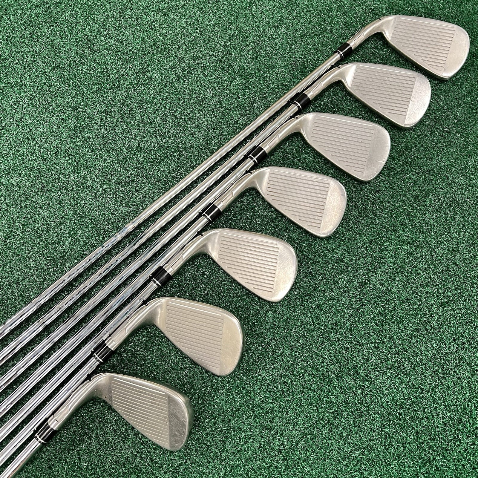 TaylorMade Stealth Iron Set 4-PW Regular Flex Steel KBS Max MT R85 Shafts MRH