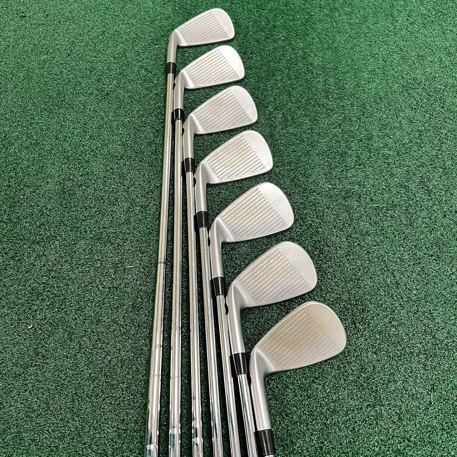 PING iBlade Black Dot Iron Set 4-PW Men's Right Hand Regular Flex Steel Shafts
