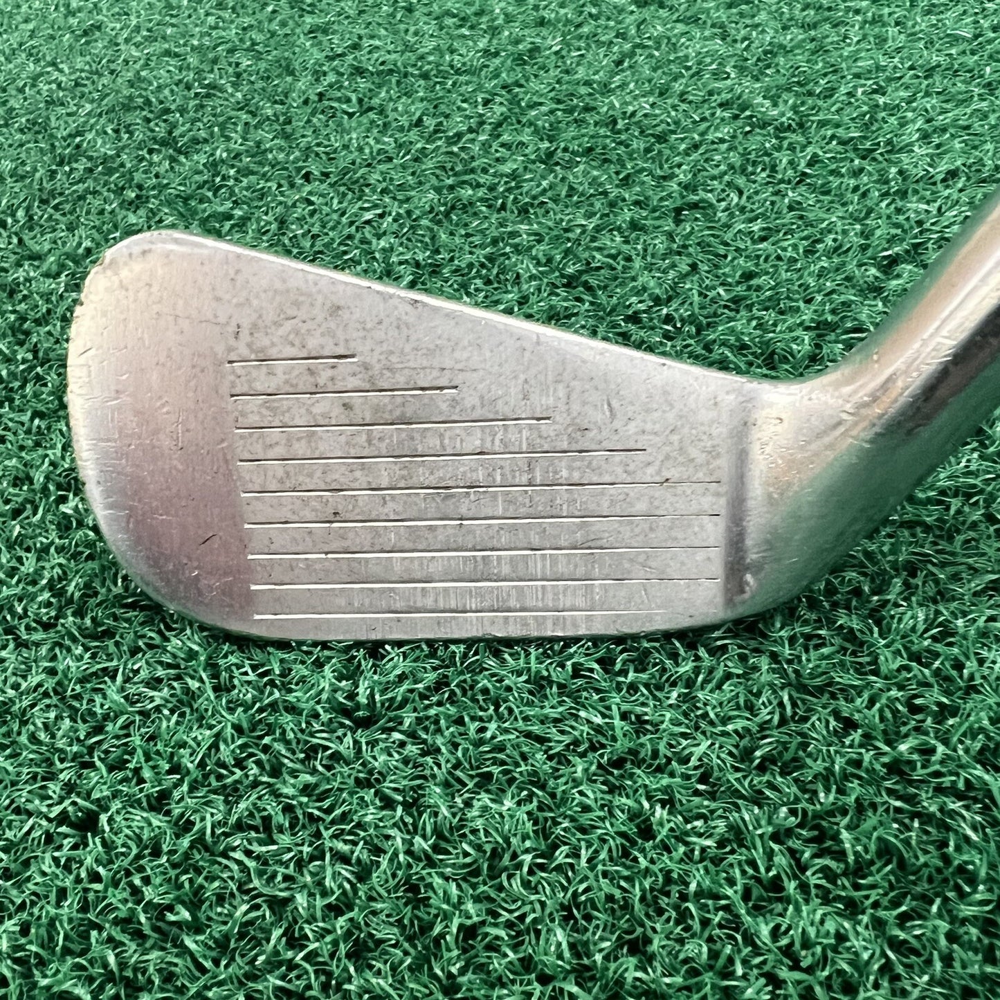 Wilson Trophy Cary Middlecoff Reg. No. 1002 Iron MRH Steel Shaft 38.5" MRH