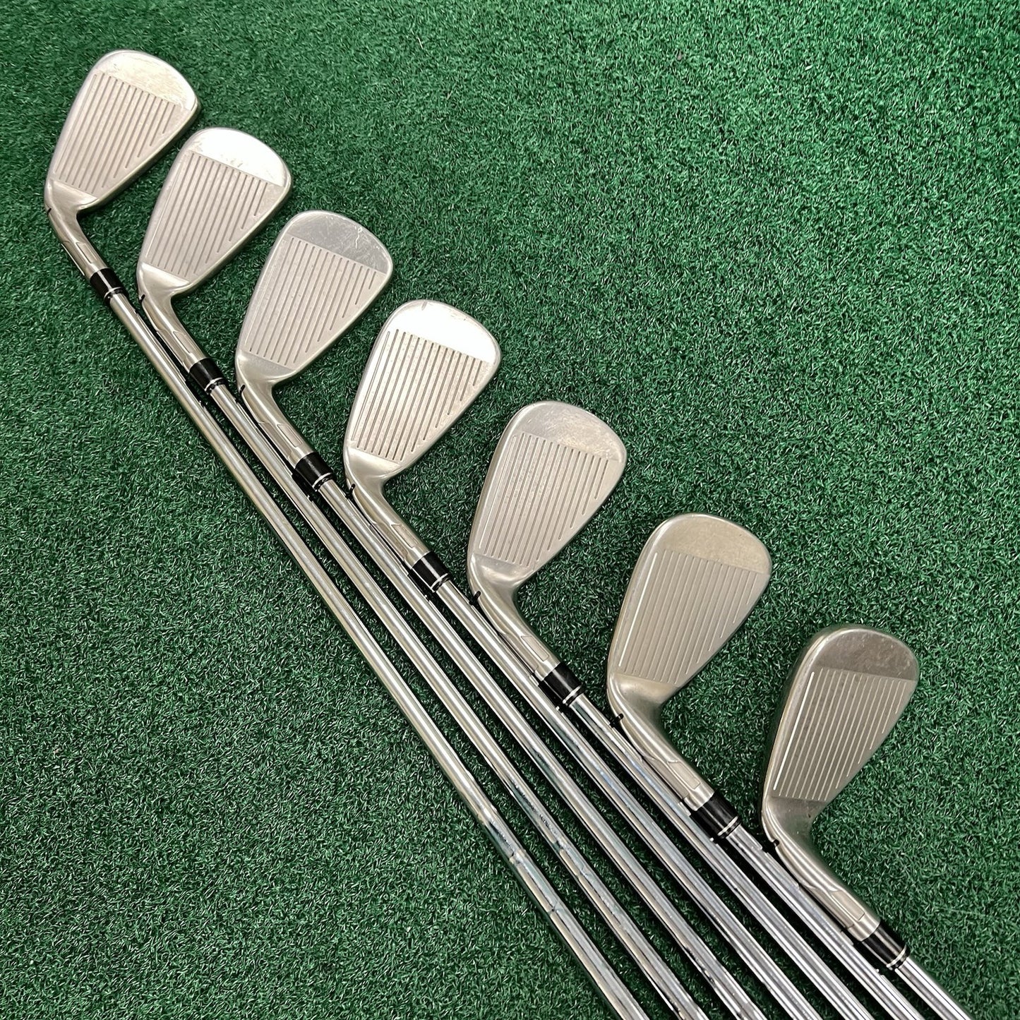 TaylorMade Stealth Iron Set 4-PW Regular Flex Steel KBS Max MT R85 Shafts MRH
