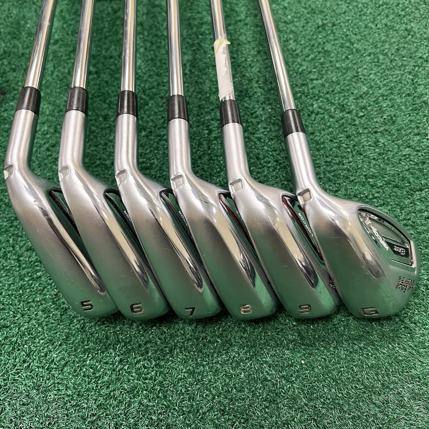 Tour Edge Exotics E722 VibrCore Iron Set 5-9+GW Right Hand Stiff Flex Steel